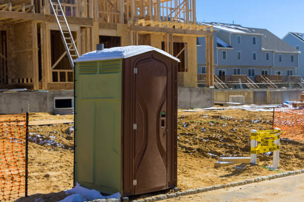Best Portable bathroom rental  in Ortonville, MI